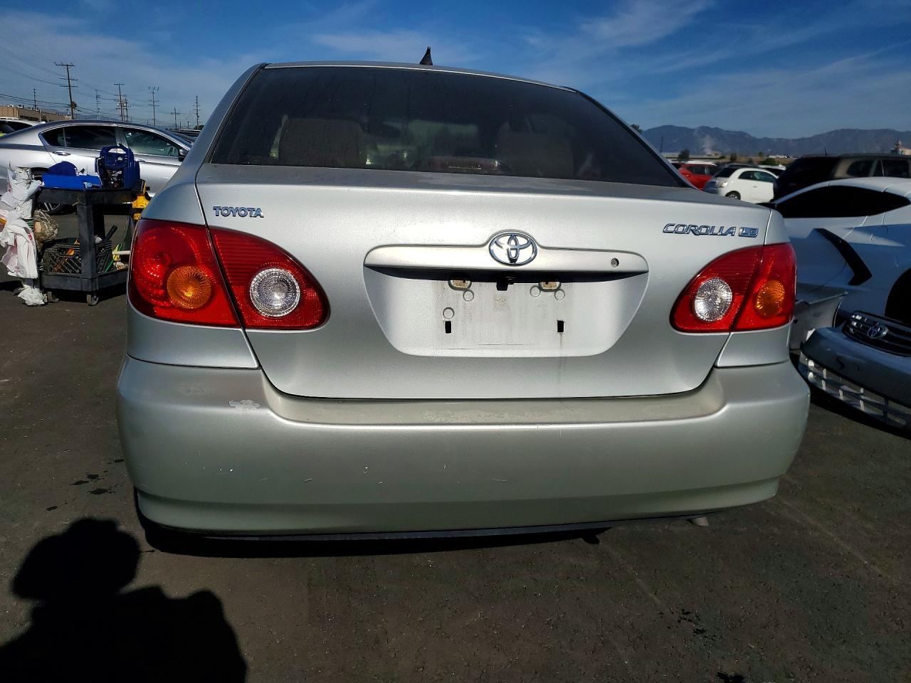 2003 Toyota Corolla le