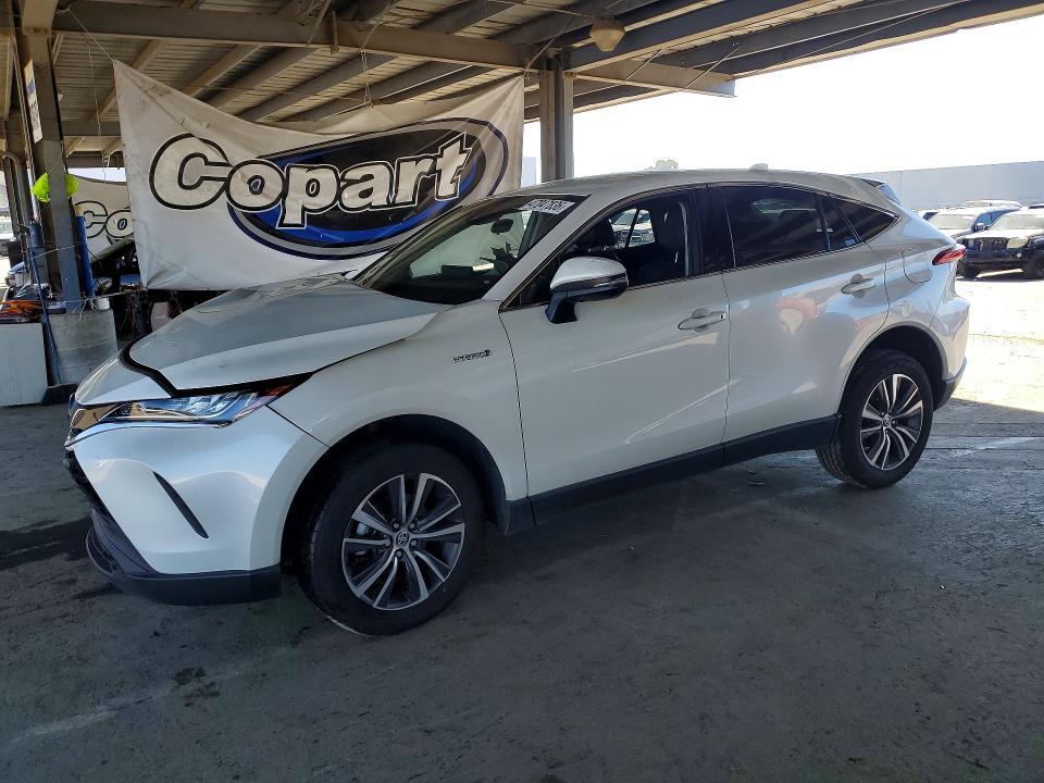 2021 Toyota Venza le