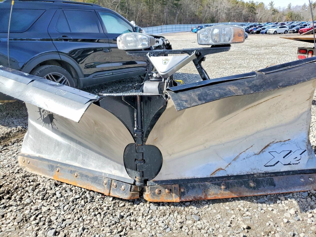 2022 Fisher 2022 Snow Plow