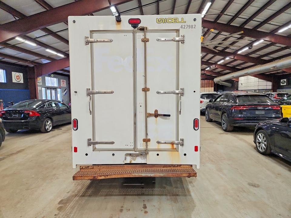 2019 Chev Rolet Express Delivery Truck