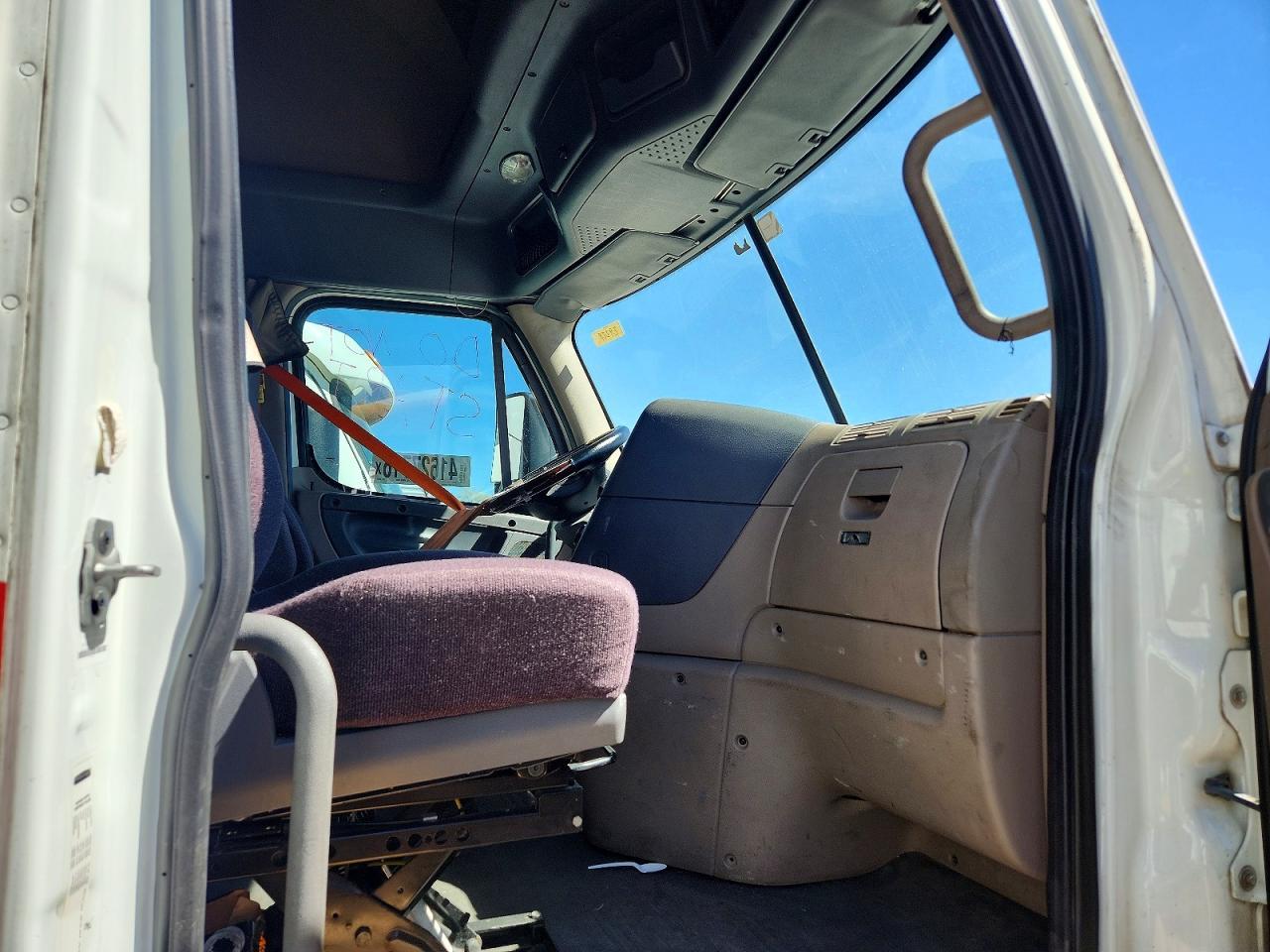 2018 Freightliner Cascadia 125 Semi Truck