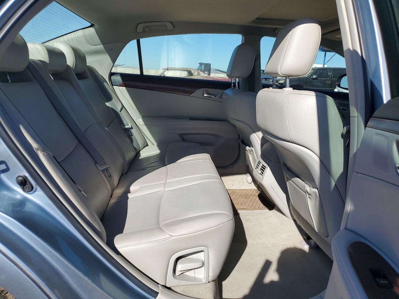 2011 Toyota Avalon Base
