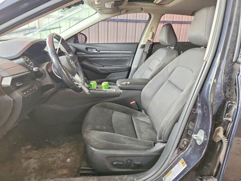 2019 Niss Altima 2.5