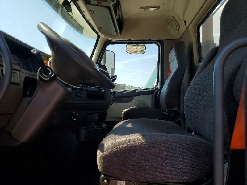 2017 Volvo VNL Semi Truck