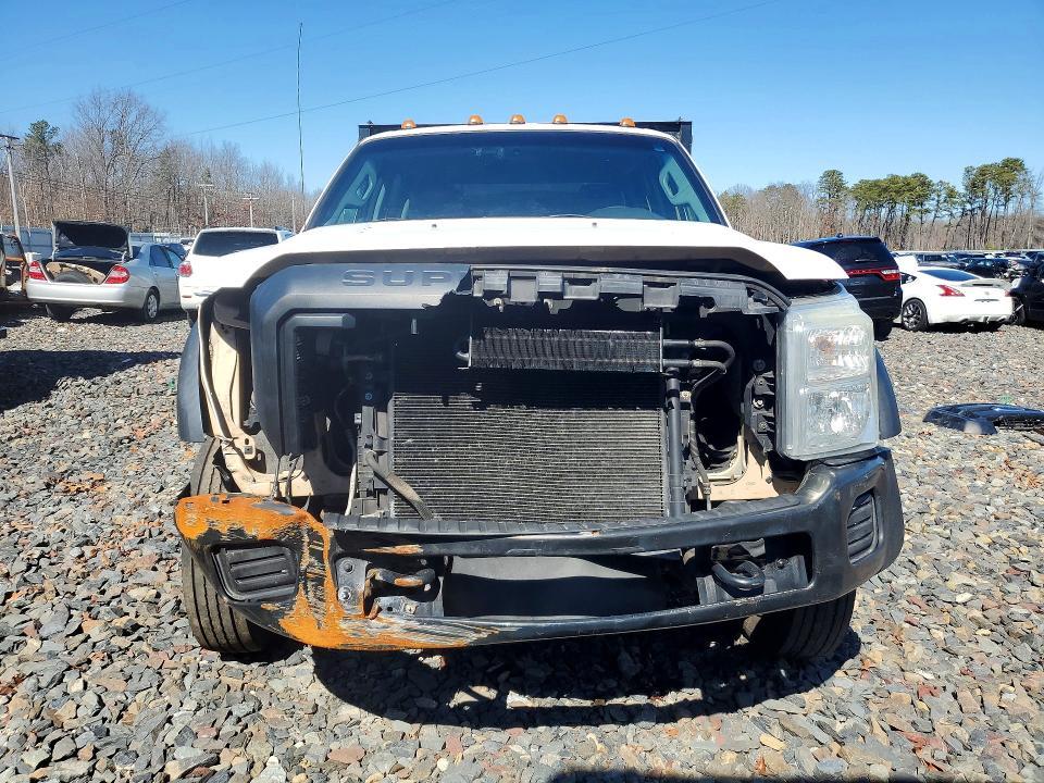 2015 Ford F450 Super Duty Flatbed Truck