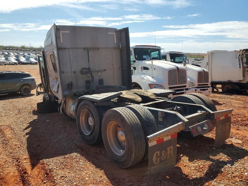 2023 Kenworth T680 Semi Truck