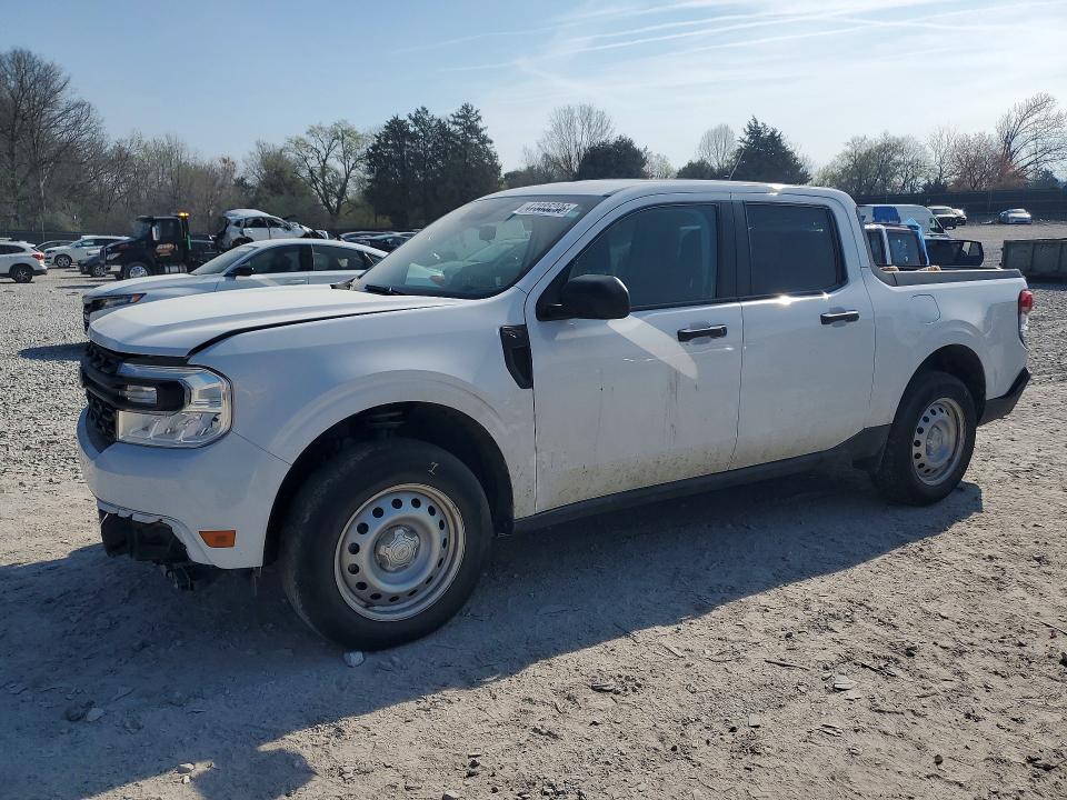 2023 Ford Maverick XL