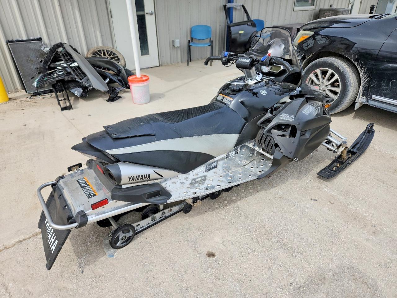 2010 Yamaha Apex LTX GT, RX10LTGTZL