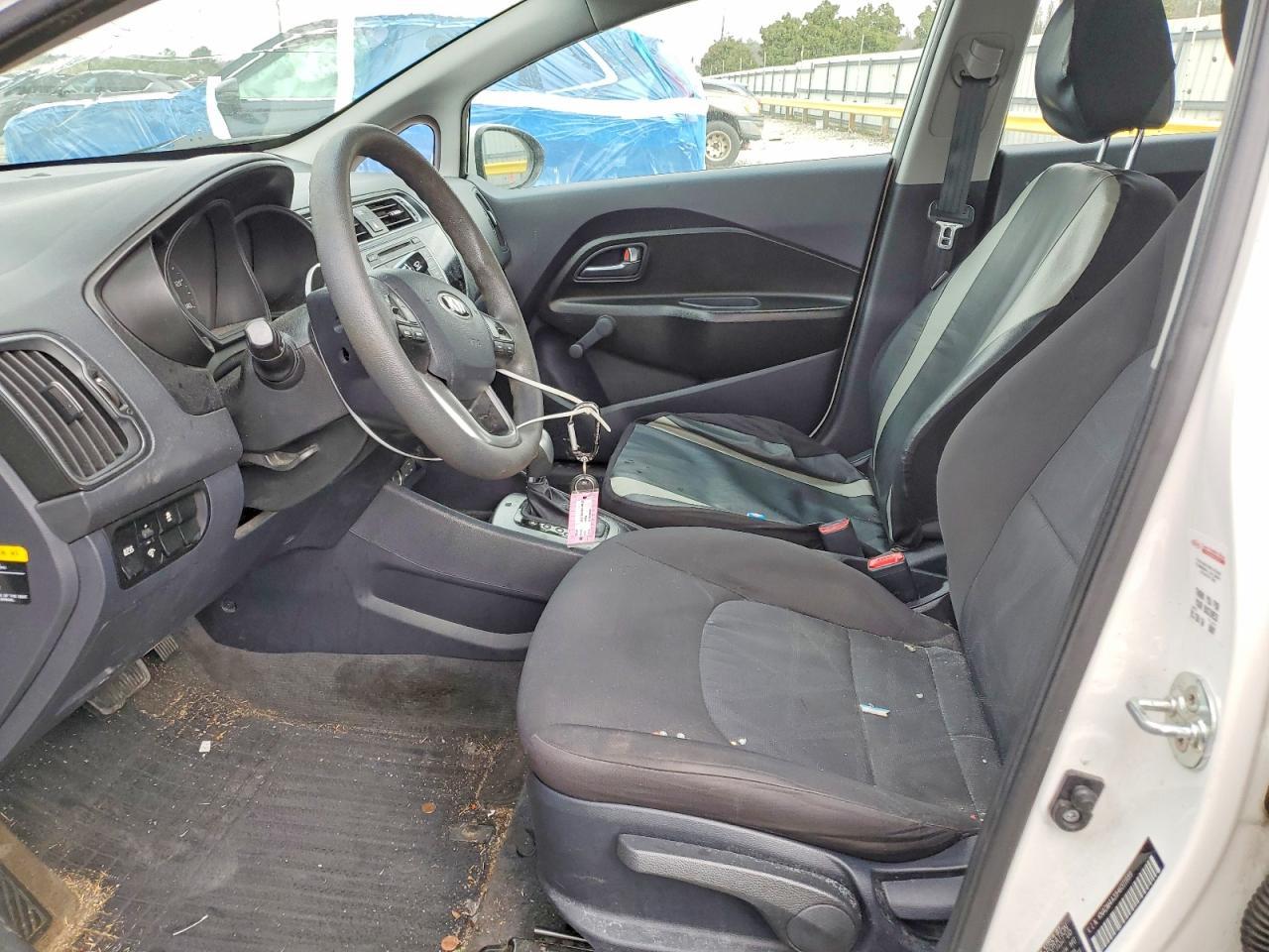 2017 KIA Rio lx