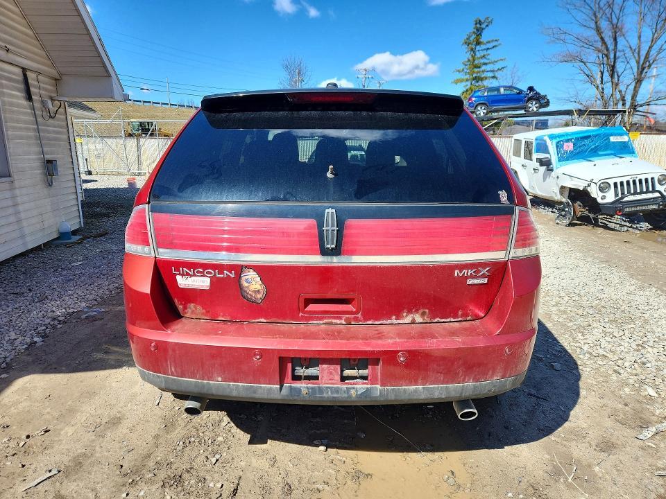 2008 Lincoln Townhouse MKX