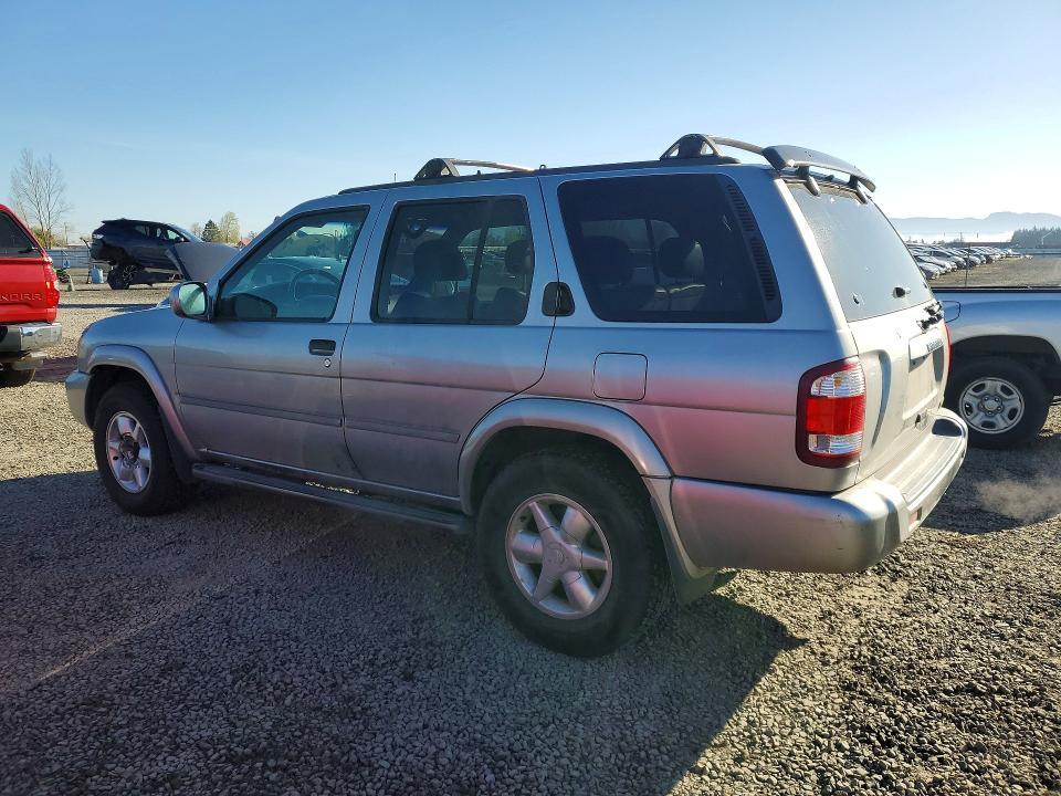 2001 Nissan Pathfinder se
