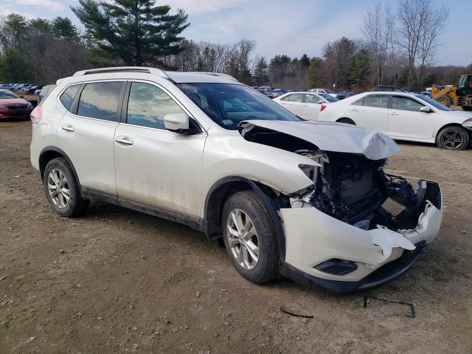 2015 Nissan Rogue sv