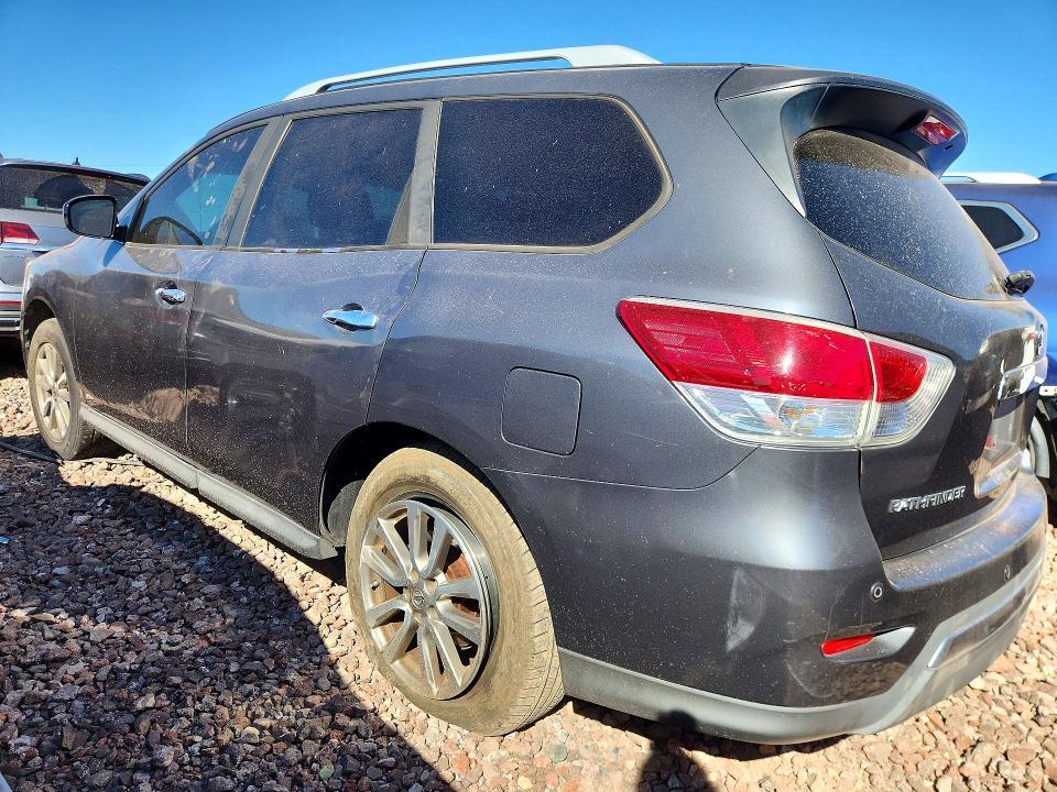 2013 Nissan Pathfinder s