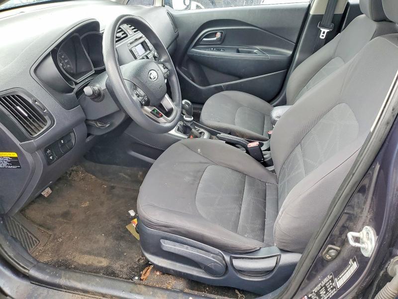 2013 KIA Rio lx