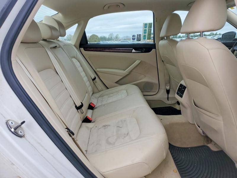 2013 Volkswagen Passat