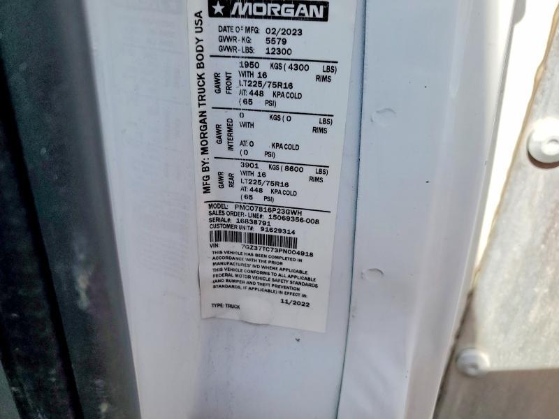 2023 GMC Savana BOX Truck