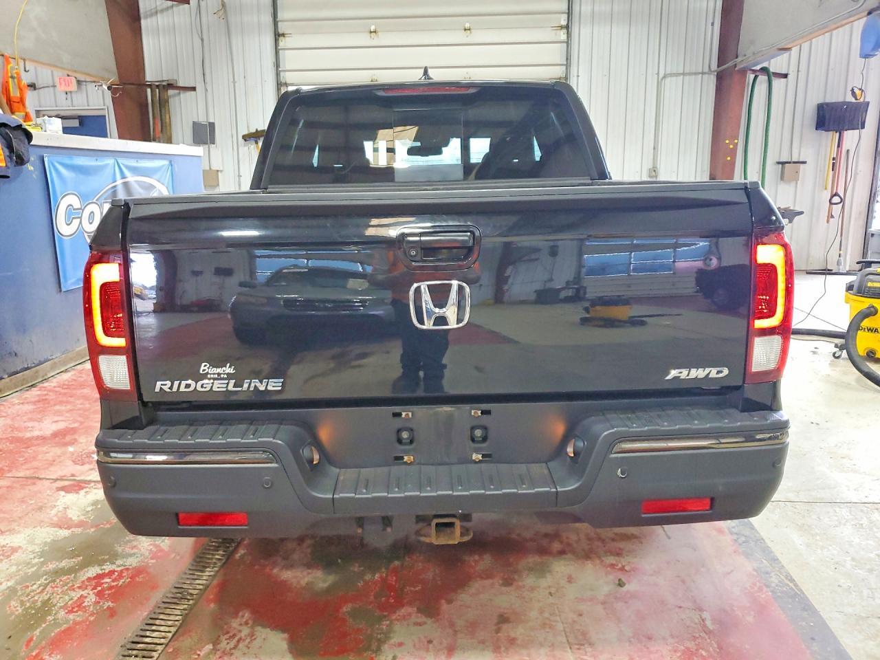 2019 Honda Ridgeline Black Edition