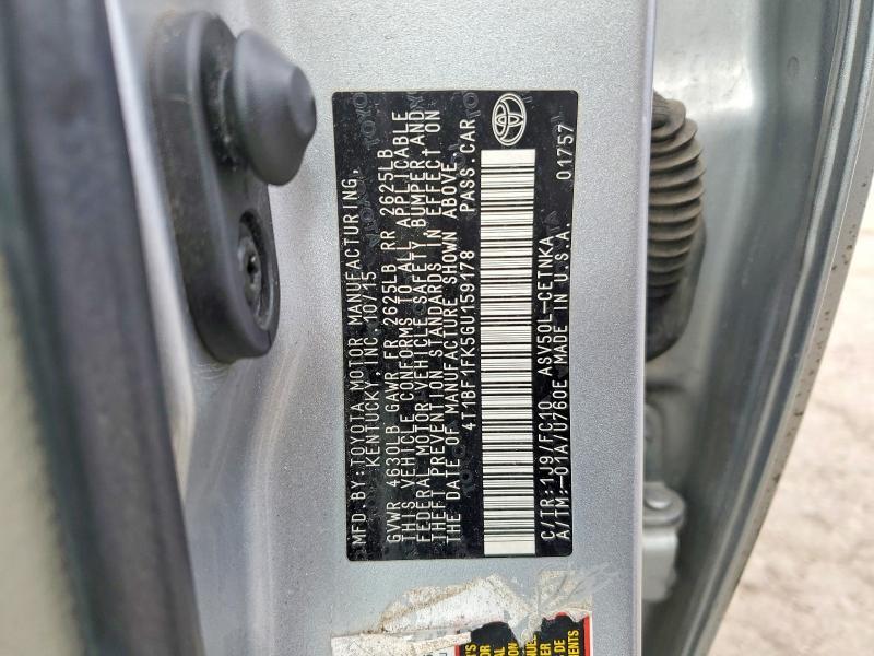 2016 Toyota Camry le