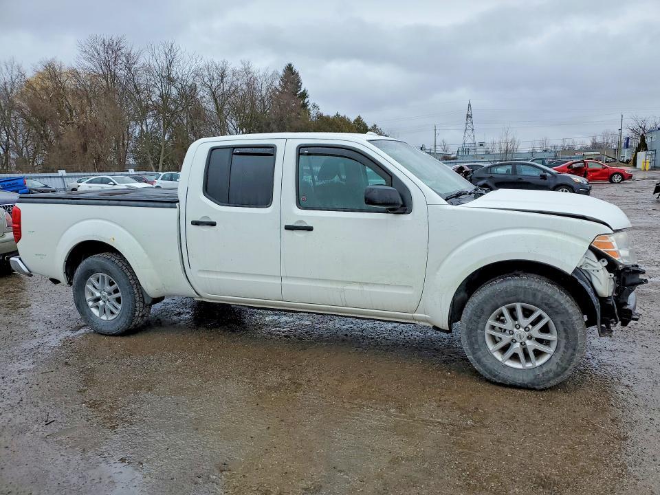 2016 Nissan Frontier SV
