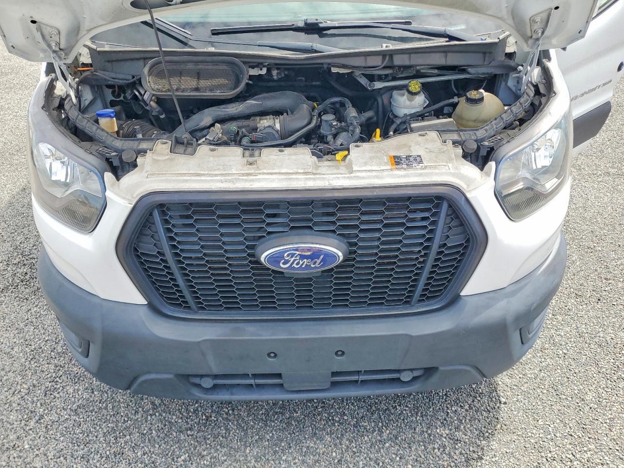 2020 Ford Transit Delivery Truck