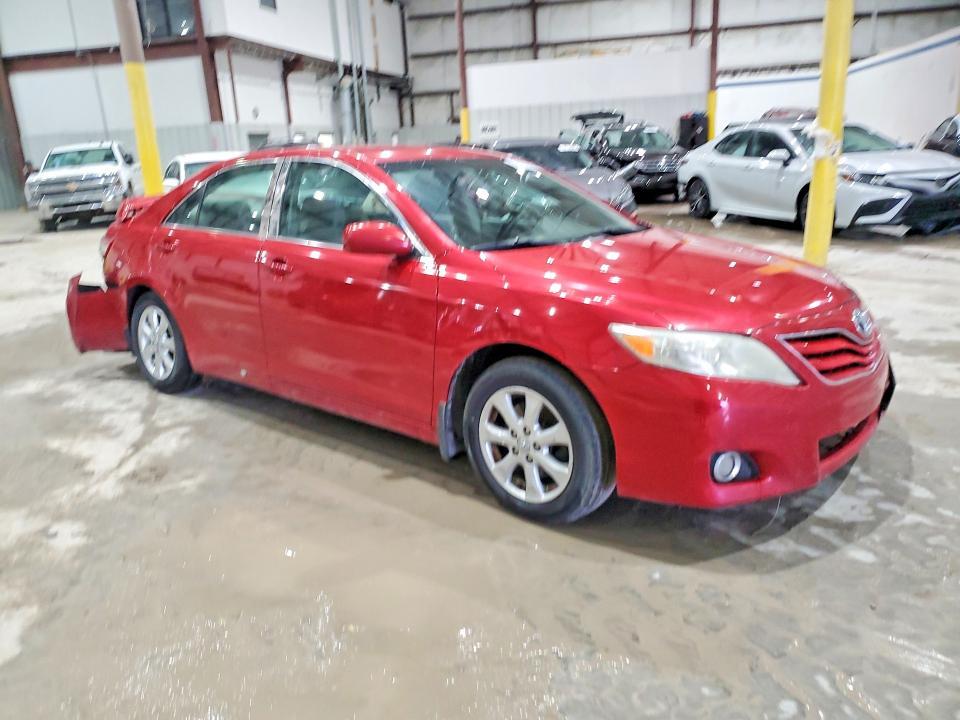2011 Toyota Camry le