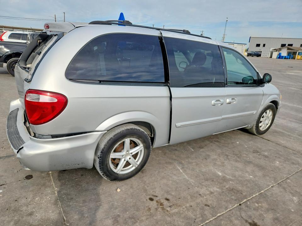 2006 Chrysler Town & Country Touring