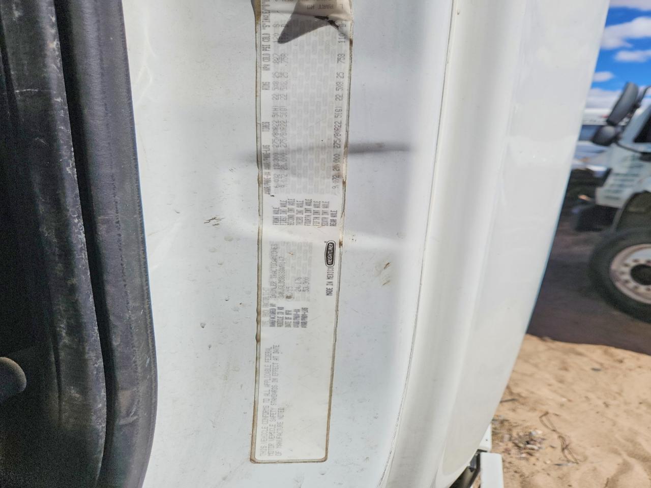 2016 Freightliner Cascadia 125 Semi Truck