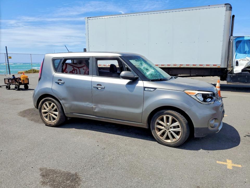 2018 KIA Soul +