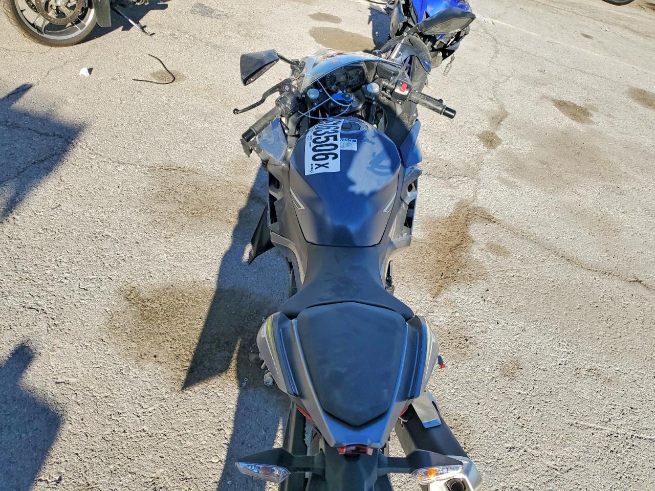 2022 Kawasaki EX400