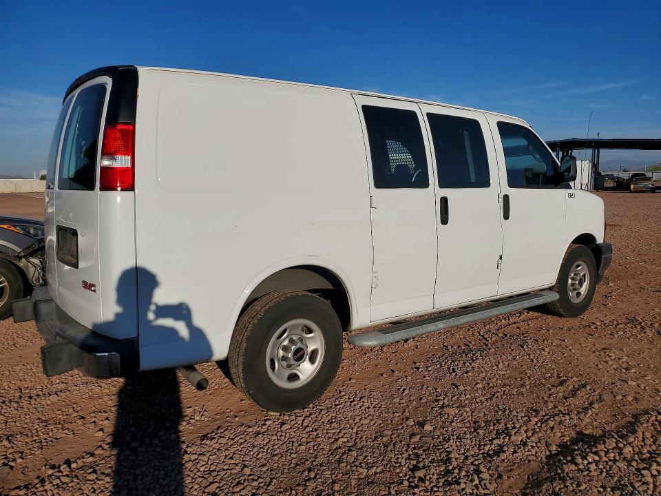 2021 GMC Savana 2500 Cargo Utility / Service van