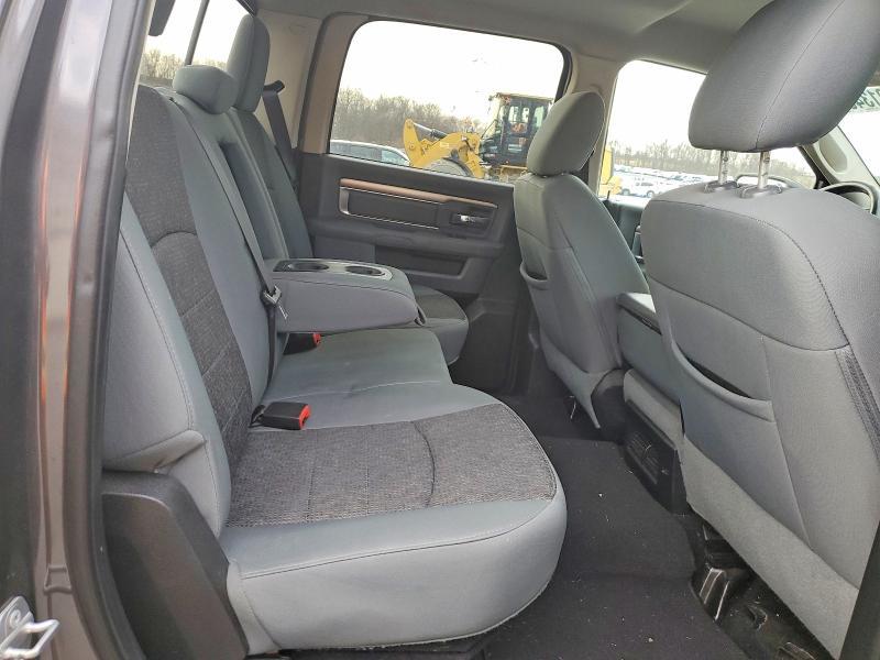 2015 Dodge RAM 1500 SLT