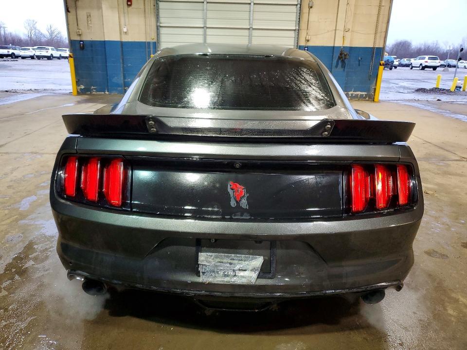 2017 Ford Mustang gt