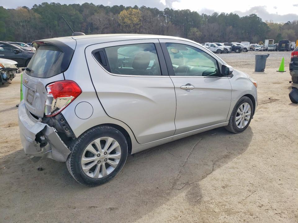 2017 Chevrolet Spark 2LT