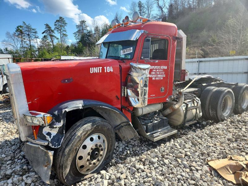 1998 Peterbilt Tractor 1998 Peterbilt 379 Semi Truck