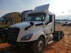 2020 Freigliner 2020 Freightliner Cascadia 126 Semi Truck