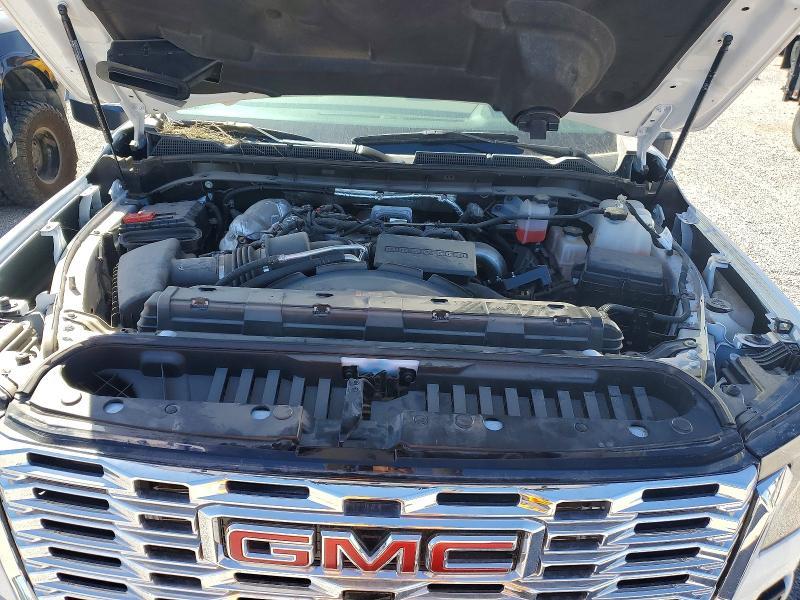 2024 GMC Sierra K3500 Denali