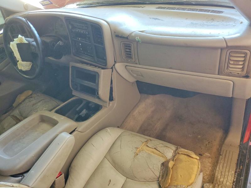 2005 Chevrolet Suburban C1500