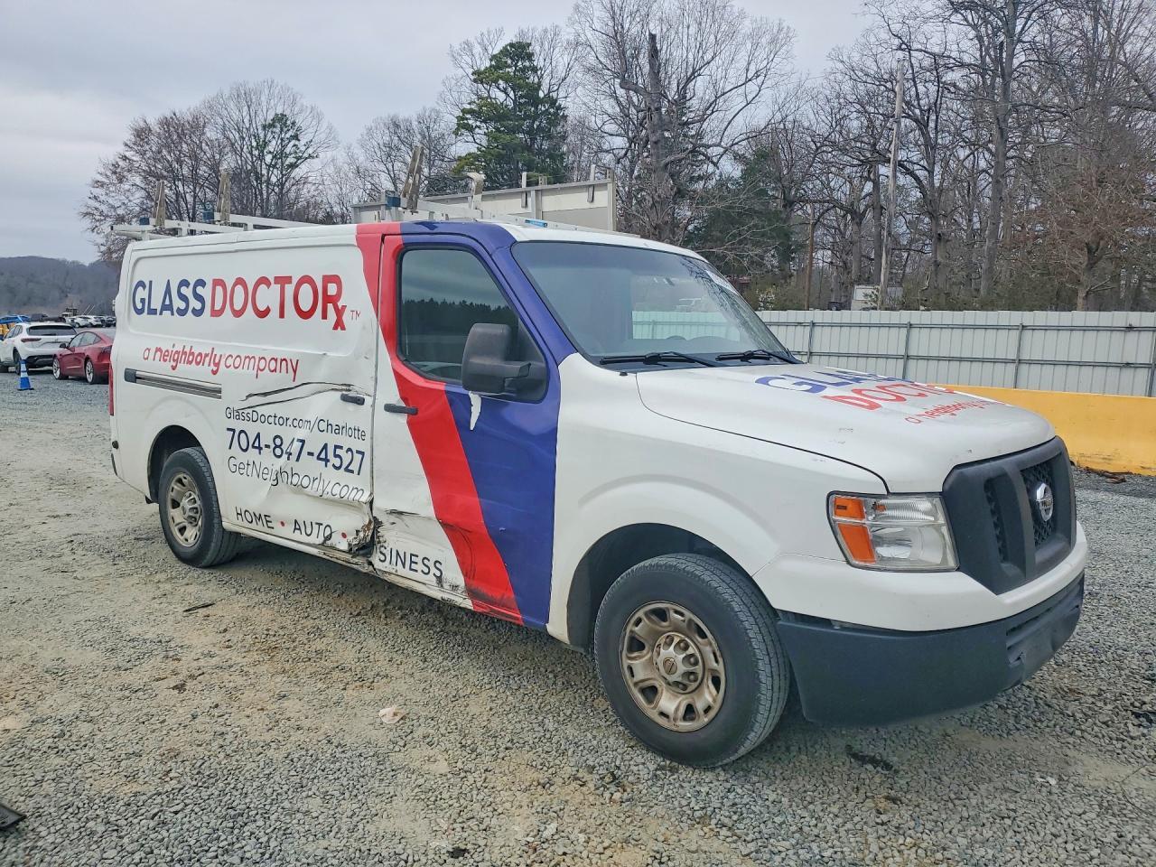 2018 Nissan NV 2500 Utility / Service Van