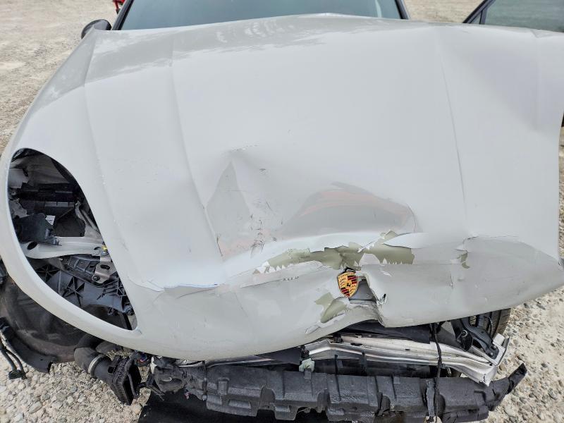 2023 Porsche Macan Base