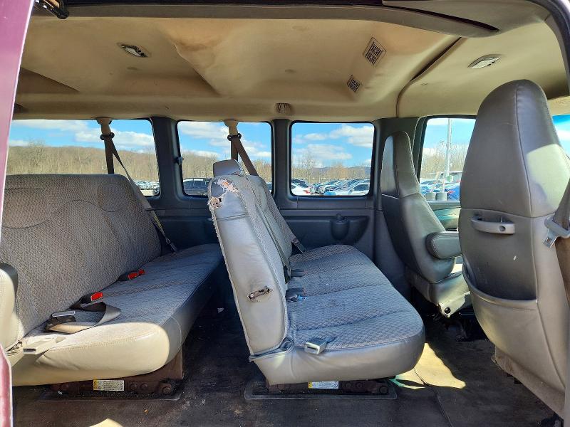 2005 Chev Express