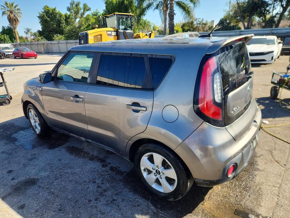 2017 KIA Soul Base
