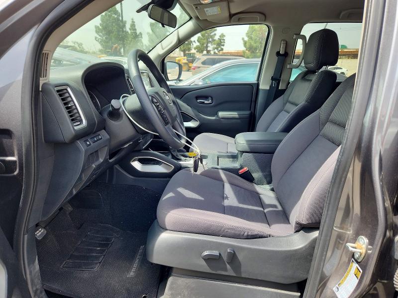 2022 Nissan Frontier SV