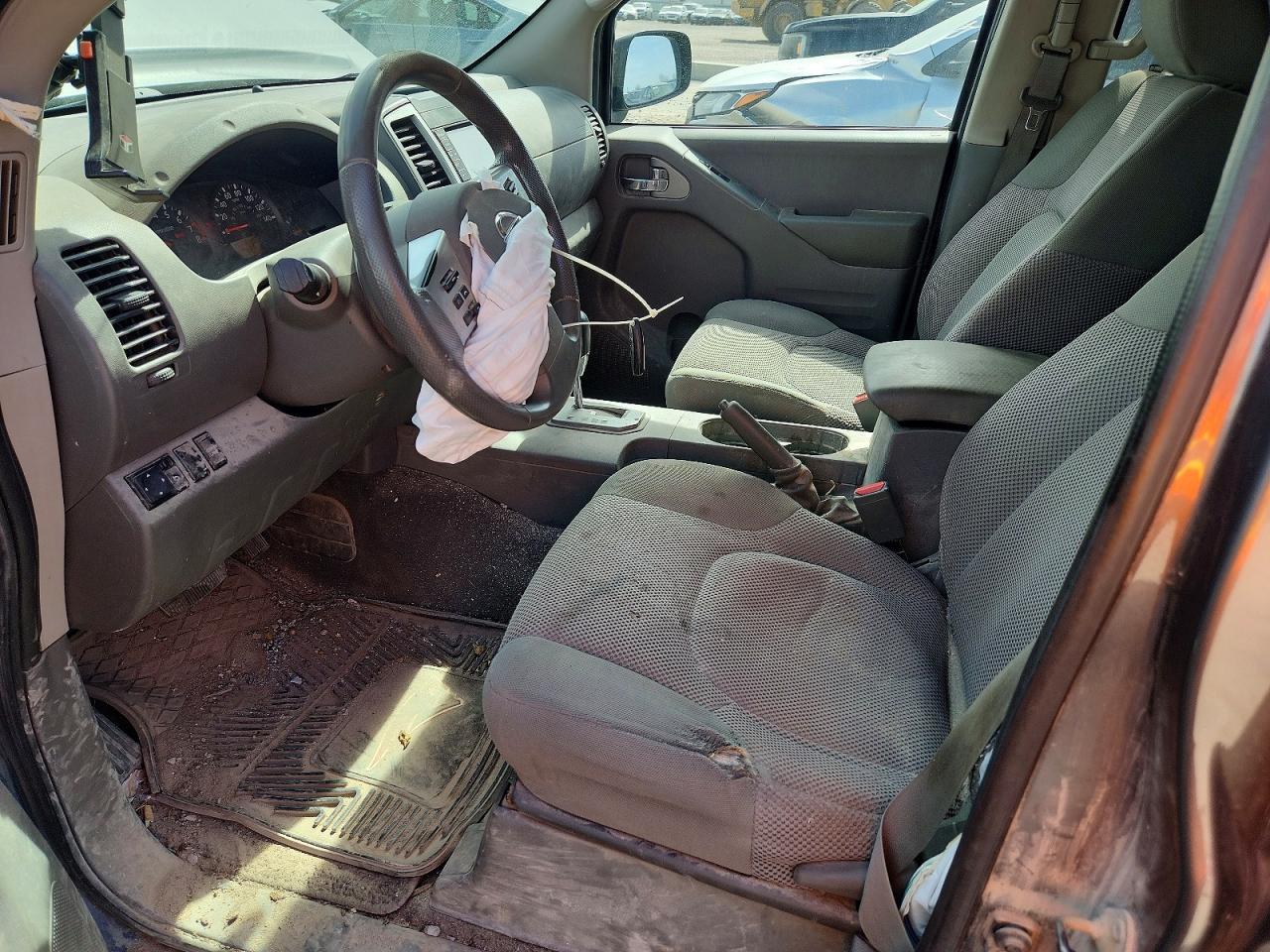 2020 Nissan Frontier SV