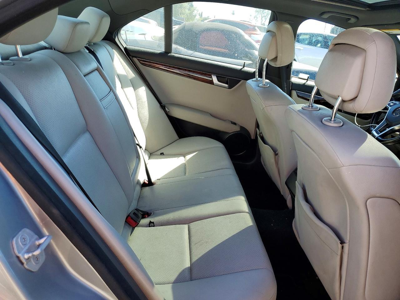 2013 Mercedes-Benz C 250