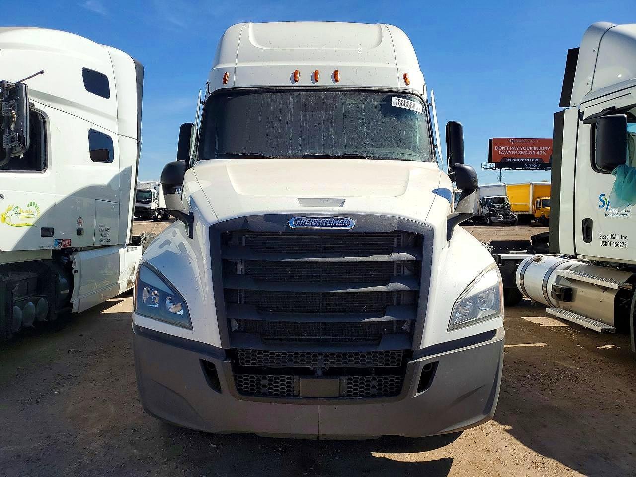 2021 Freigliner Cascadia 126