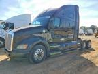 2011 Kenworth T700 Semi Truck