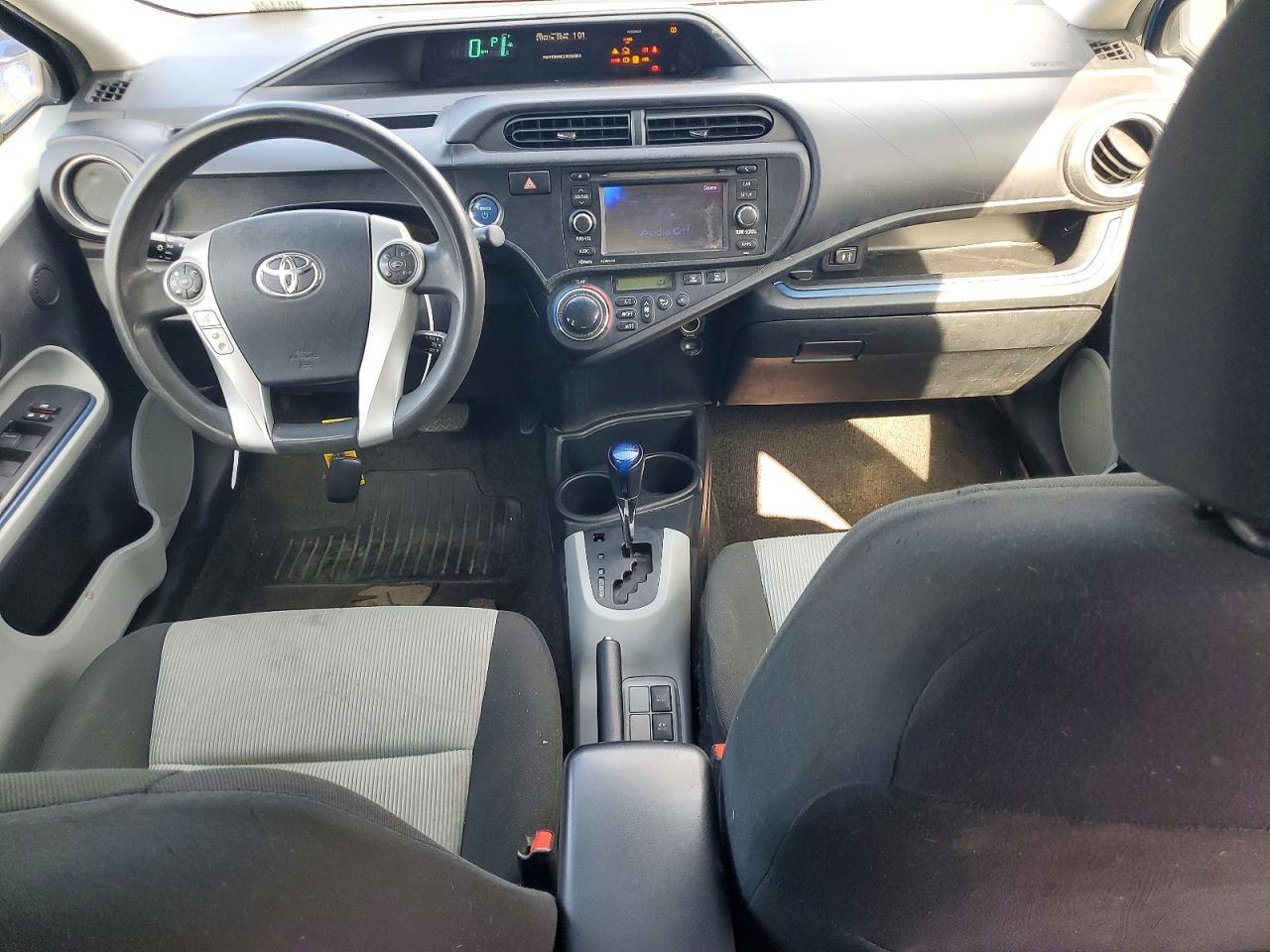 2013 Toyota Prius c Three