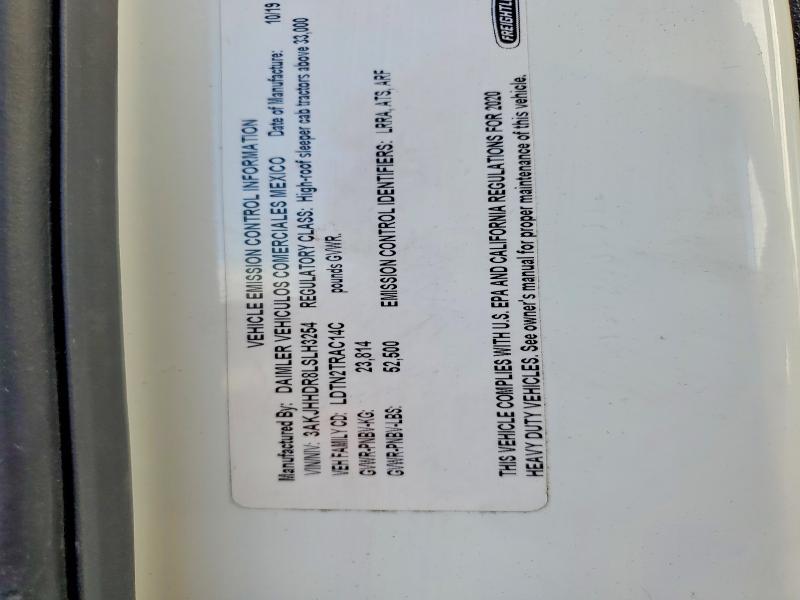 2020 Freigliner 2020 Freightliner Cascadia 126 Semi Truck