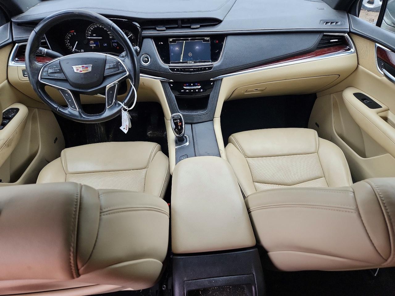 2018 Cadillac XT5 Luxury