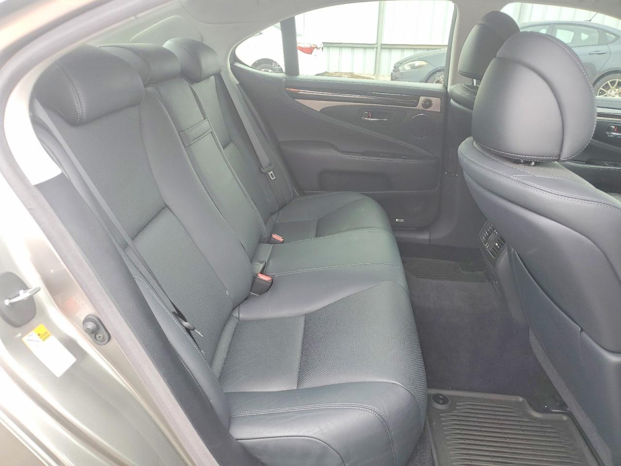 2017 Lexus Ls 460 Base